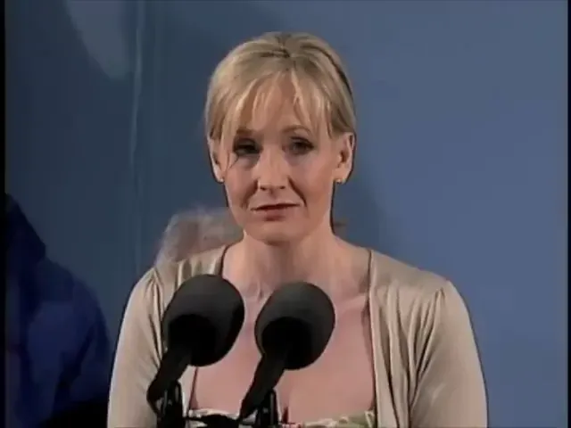 J.K. Rowling ปิดท้ายคำพูดด้วยคำคมของเซเนกา